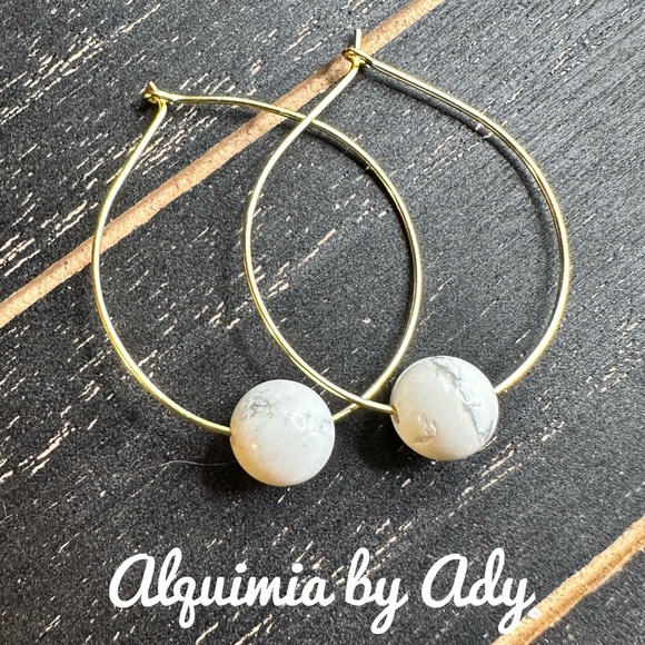 Gold Hoop Earrings with howlite Beads - Picture 1 of 1